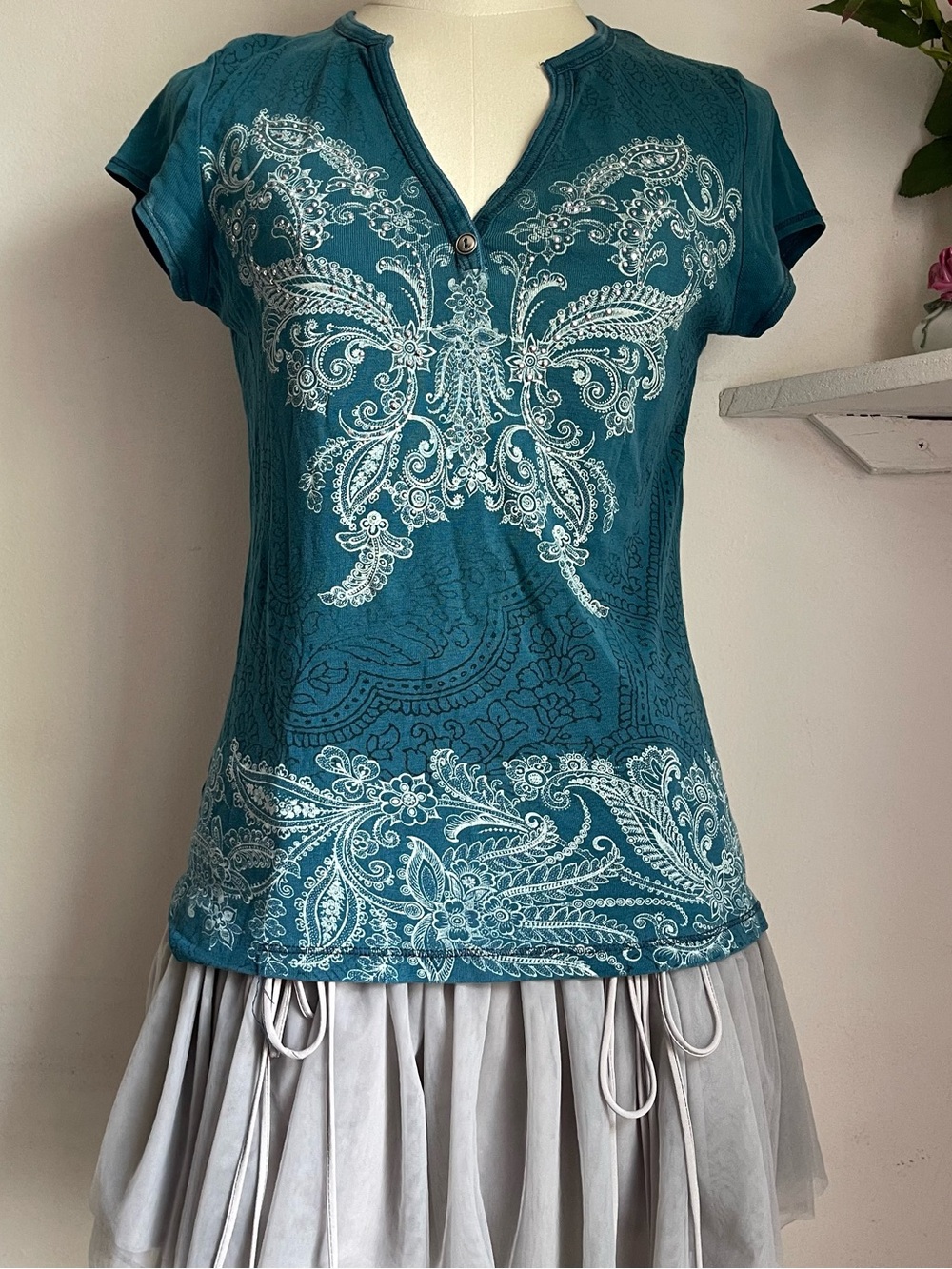 Women’s Teal Paisley Print Short Sleeve Top